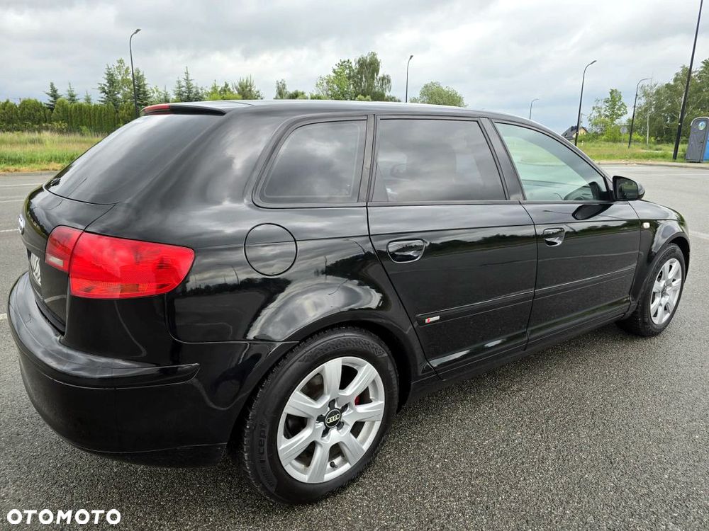 Audi A3 Sportback 2.0 TDI DPF S tronic S line Sportpaket (plus) - 36
