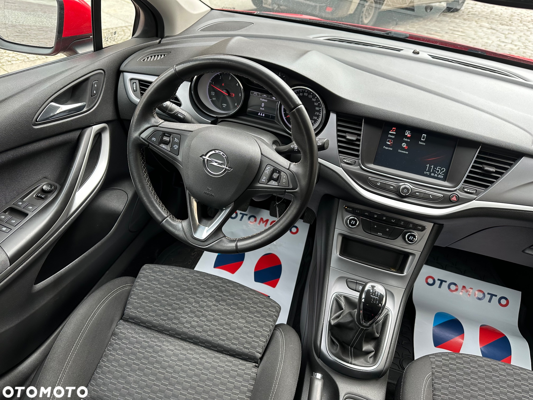 Opel Astra 1.6 D (CDTI) Start/Stop Innovation - 32