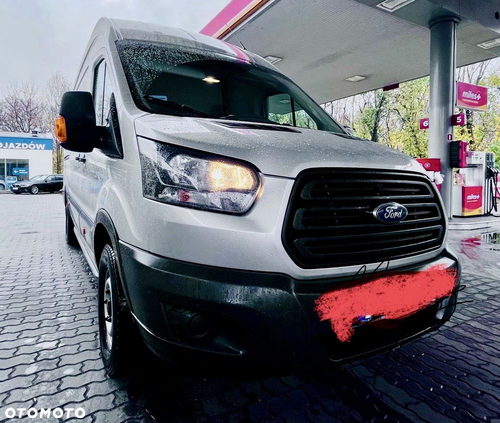 Ford Transit - 1