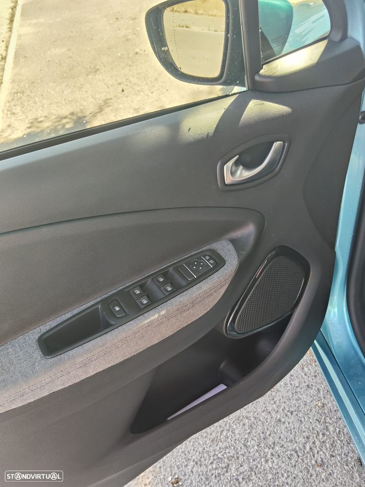 Renault Zoe (c/ Bateria) Limited 50 - 17
