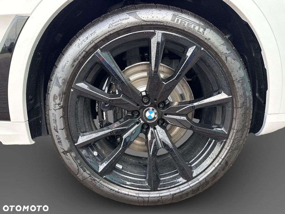 BMW X7 - 10
