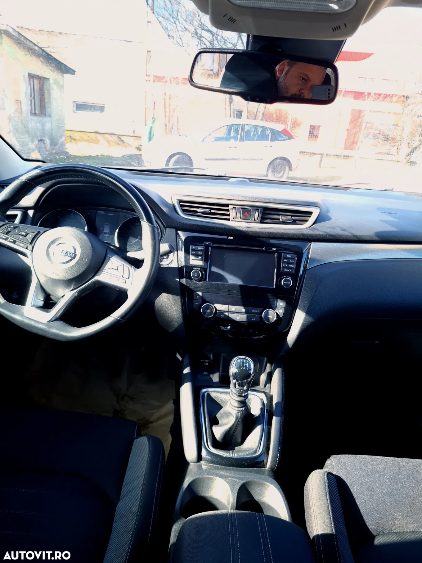 Nissan Qashqai 1.6 DCI Start/Stop N-Connecta - 10