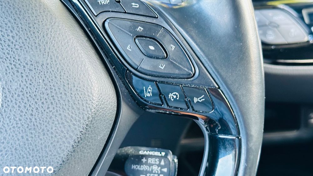 Toyota C-HR Style Selection - 24