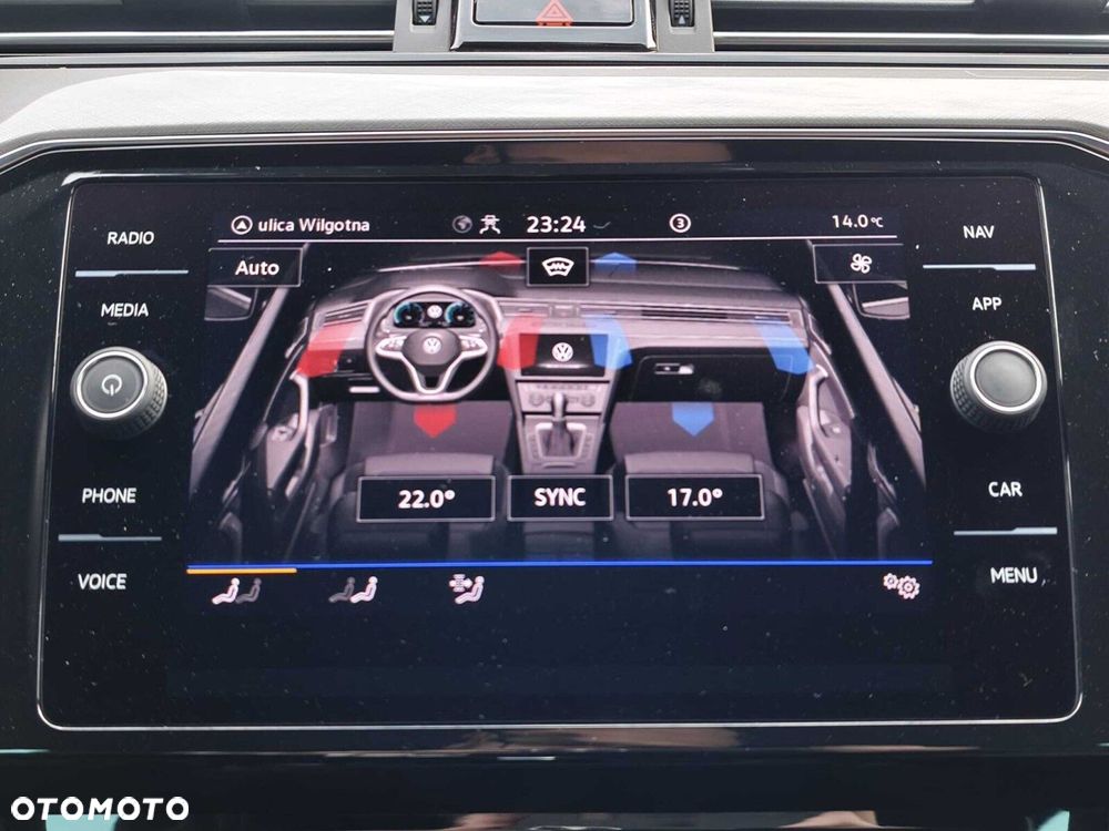 Volkswagen Passat 2.0 TDI EVO Business DSG - 33