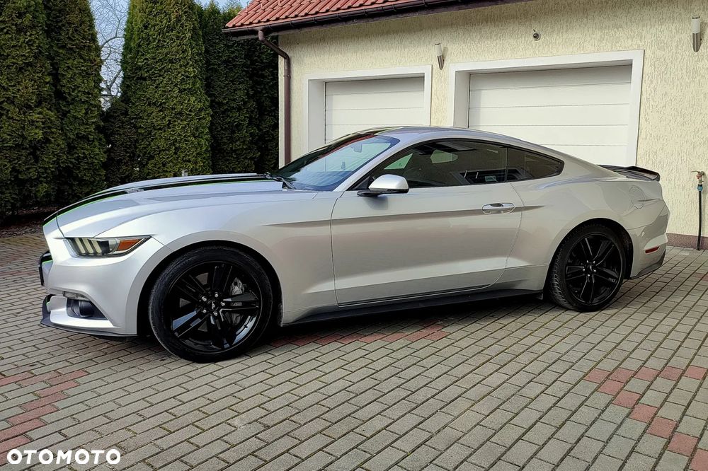 Ford Mustang 2.3 Eco Boost - 19