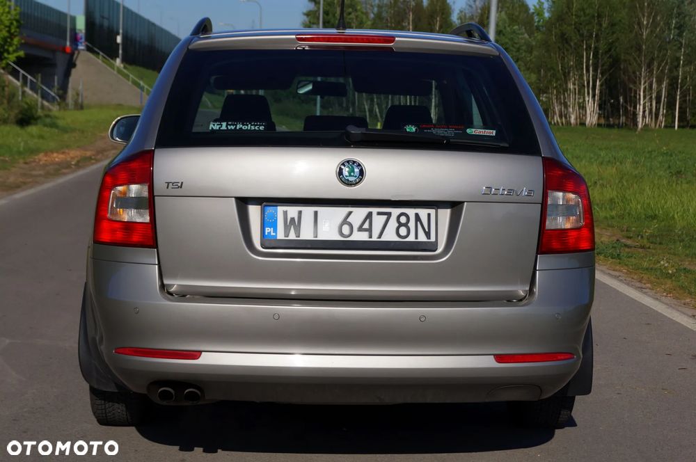 Skoda Octavia 1.4 TSI Ambition - 10