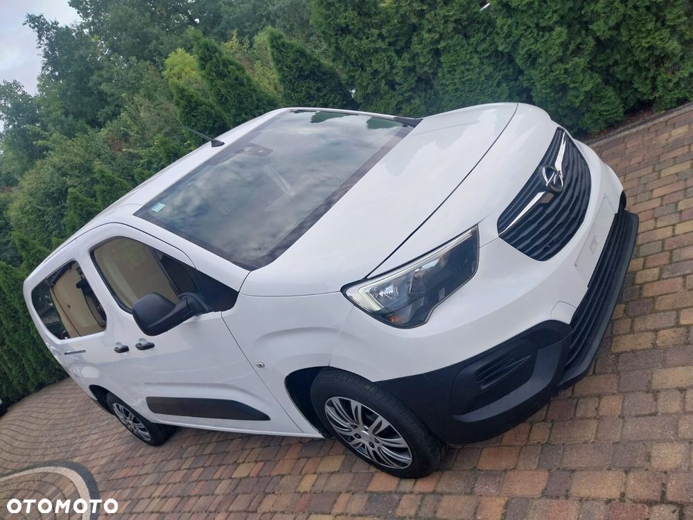 Opel Combo 1.5 D Start/Stop Ultimate - 10