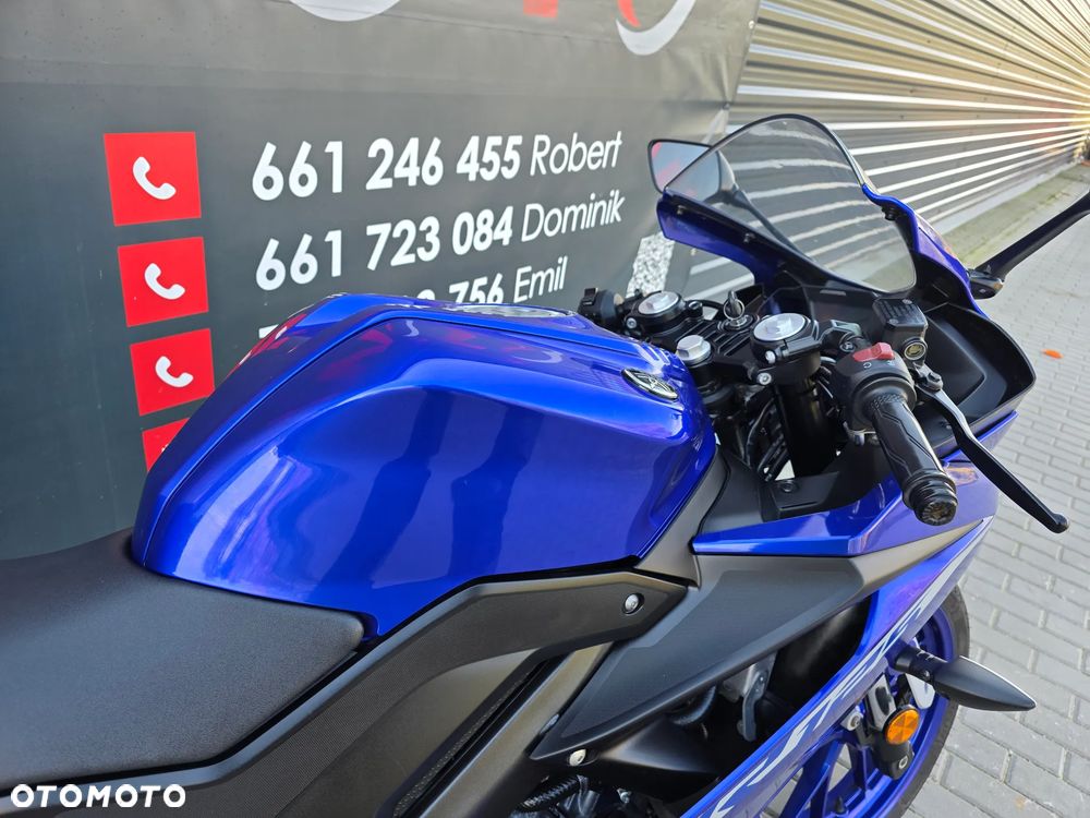 Yamaha YZF - 22