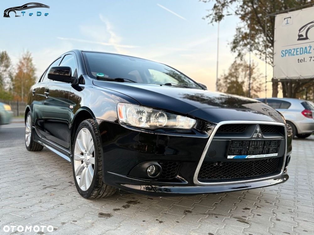 Mitsubishi Lancer - 2