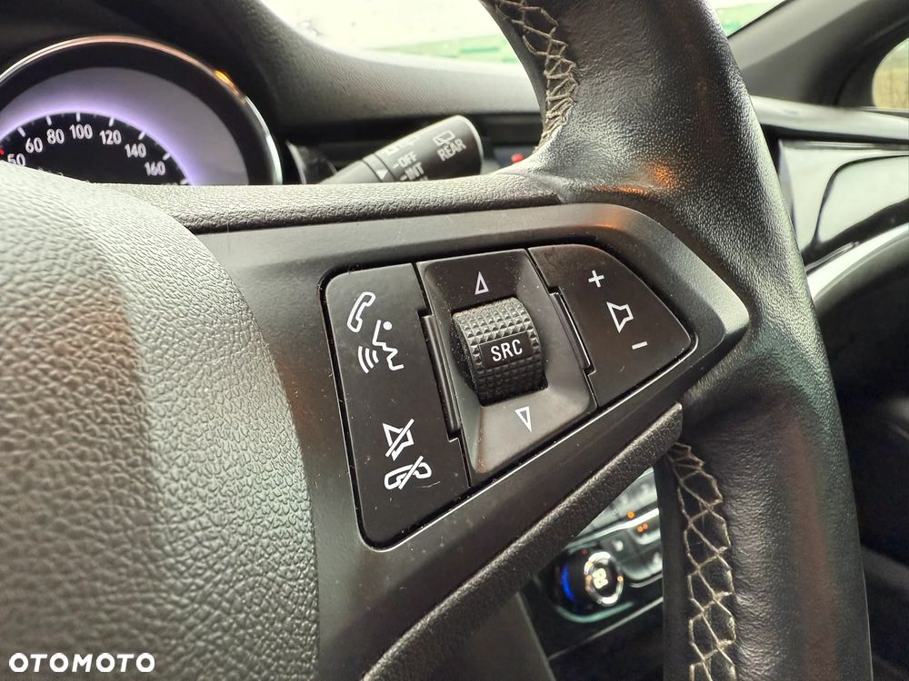 Opel Astra 1.4 Turbo Innovation - 19