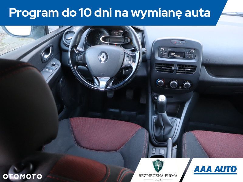Renault Clio - 9