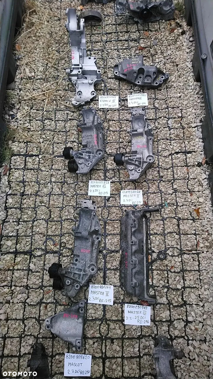 ŁAPY RENAULT - 14