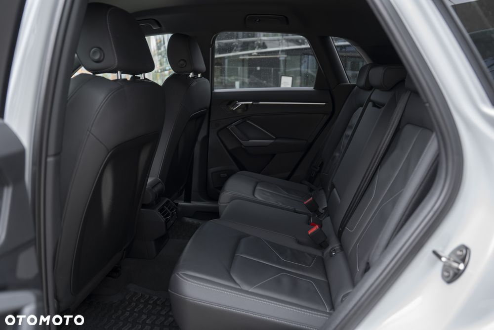 Audi Q3 40 TDI Quattro S Line S tronic - 32
