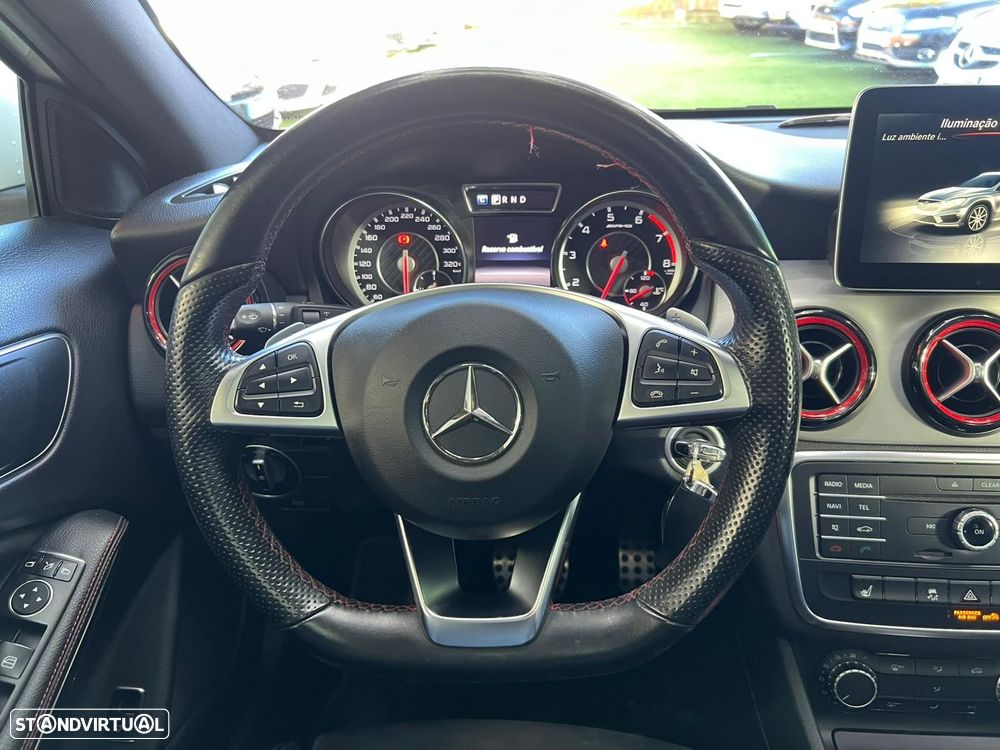 Mercedes-Benz GLA 45 AMG 4-Matic - 21