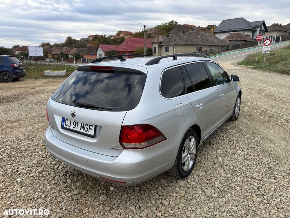 Volkswagen Golf 1.6 TDI DPF DSG Exclusive - 7