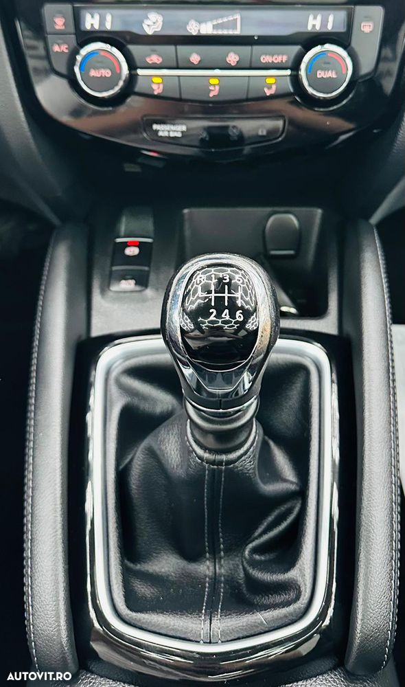 Nissan Qashqai 1.5 DCI N-WAY - 25