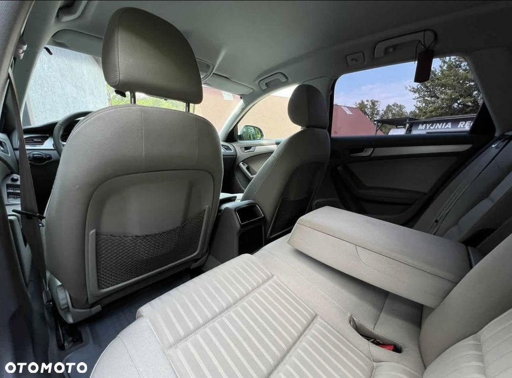 Audi A4 Avant 2.0 TDI DPF quattro - 6