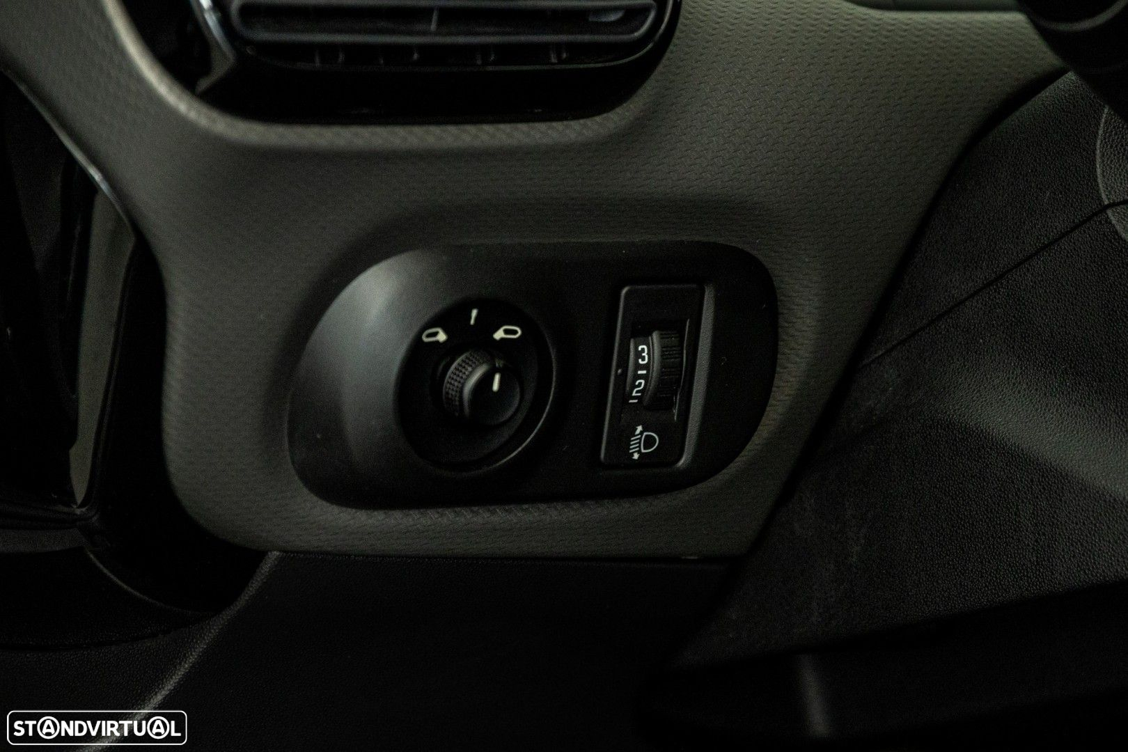 Citroën C4 Cactus - 21