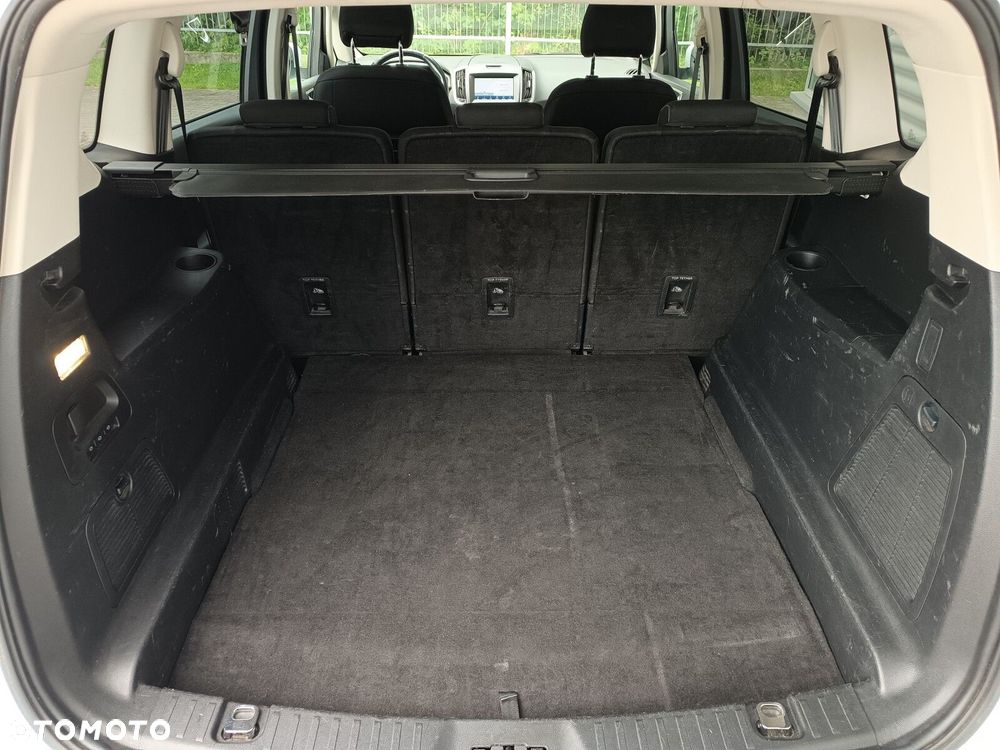 Ford S-Max 2.5 Hybrid Titanium CVT - 32
