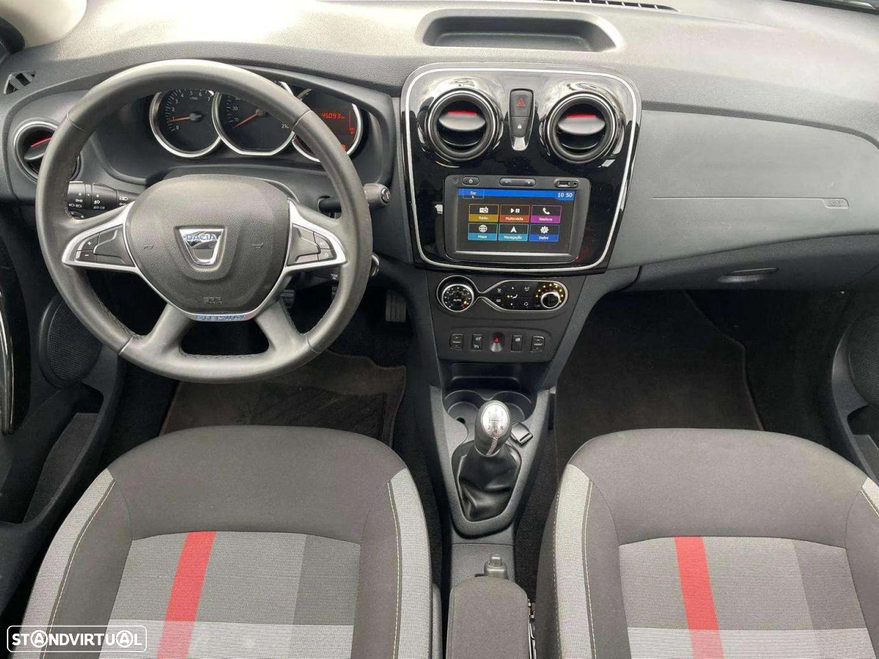 Dacia Logan MCV 0.9 TCe Stepway - 11