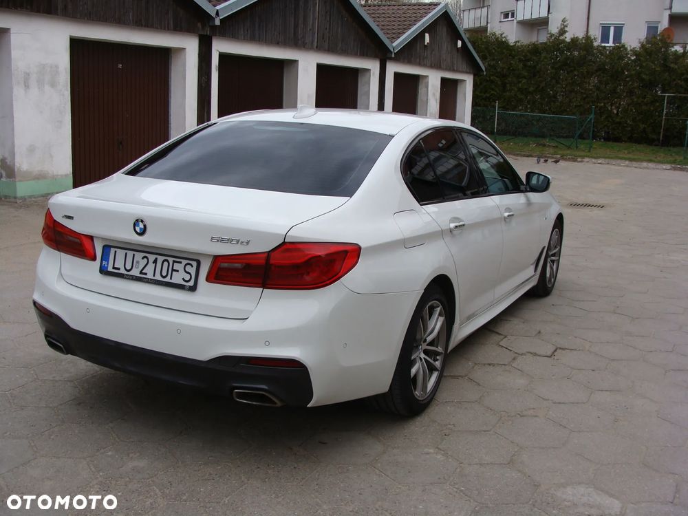 BMW Seria 5 520d xDrive M Sport sport - 4