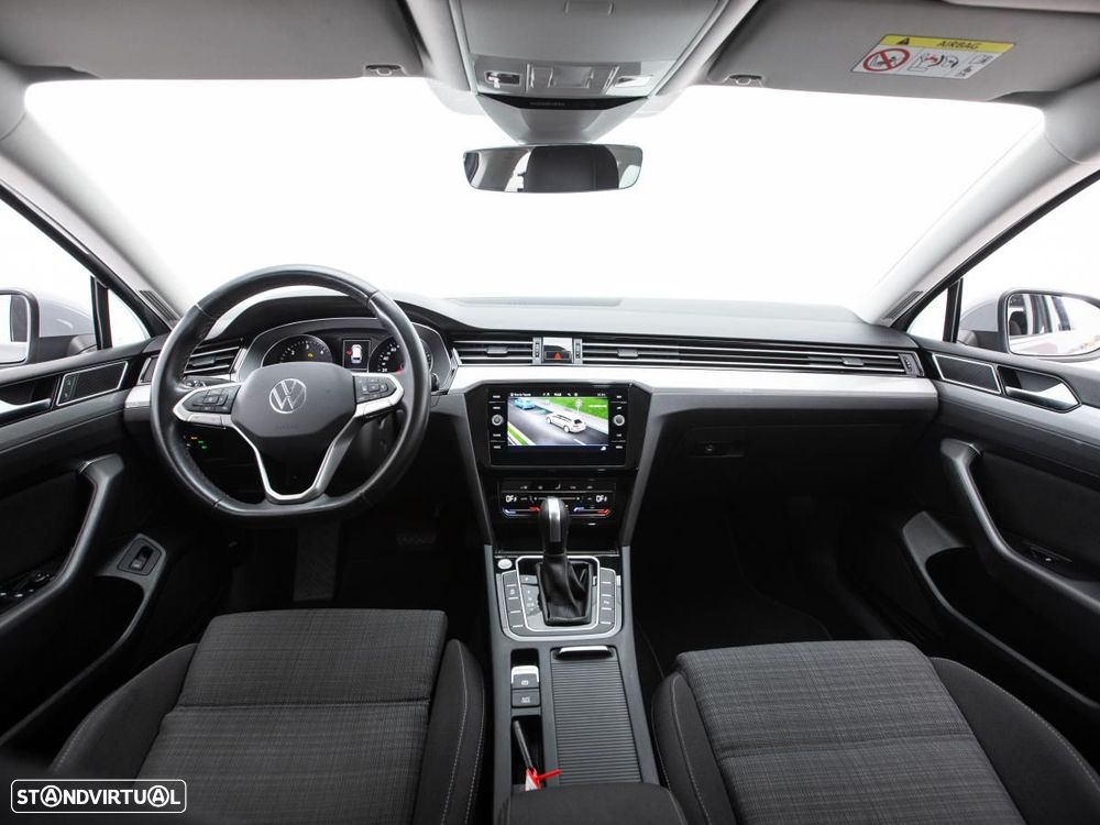 VW Passat Variant 2.0 TDI Business DSG - 7