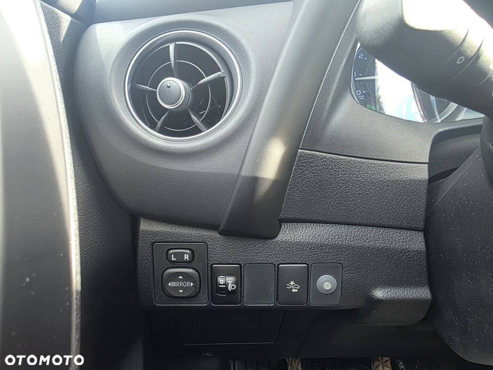 Toyota Corolla 1.6 Prestige - 28
