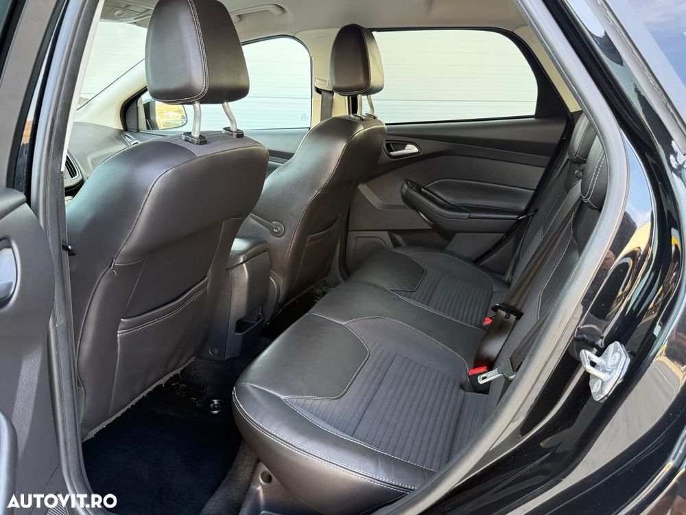 FORD Focus 2015 — imagine 33