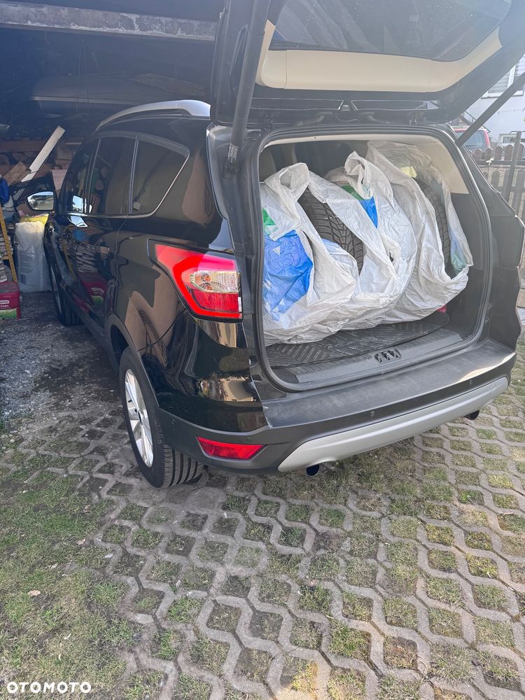Ford Kuga 1.5 EcoBoost AWD Titanium ASS - 19