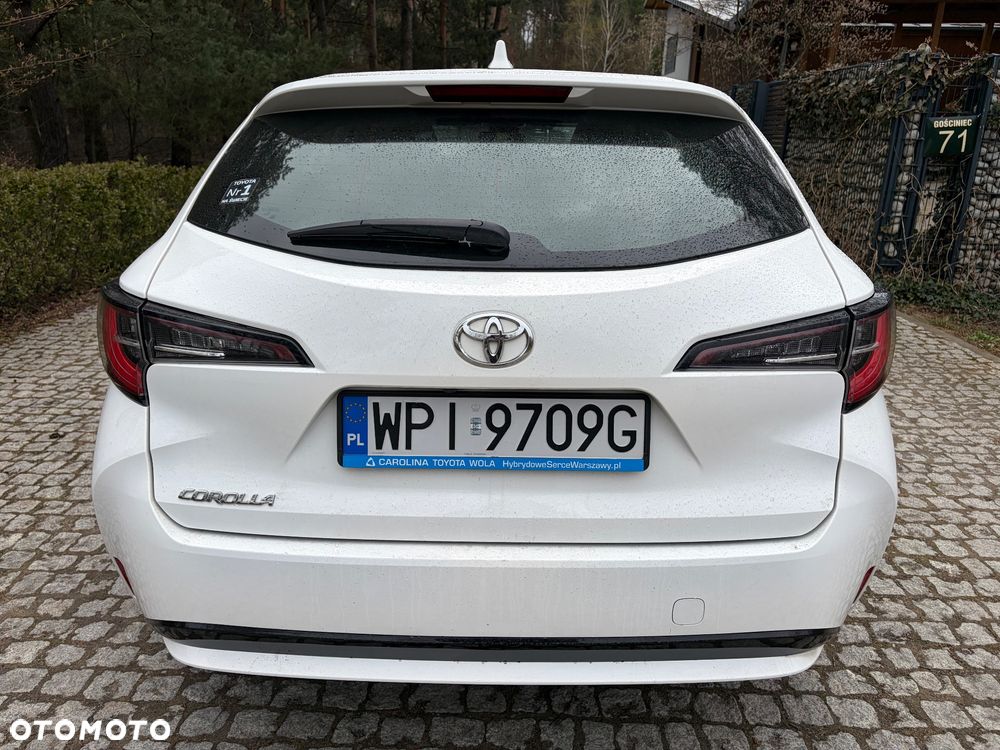 Toyota Corolla - 11