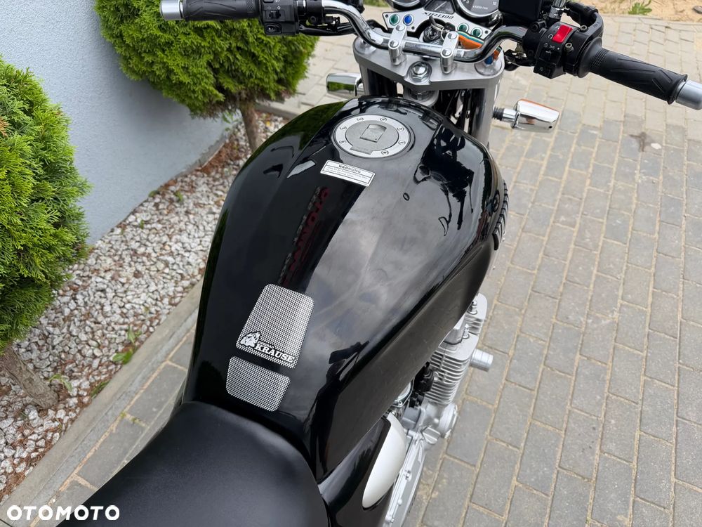 Yamaha XJR - 27