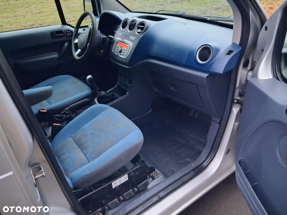 Ford Transit Connect - 9
