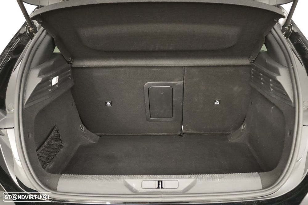 Peugeot 308 1.2 PureTech GT EAT8 - 21