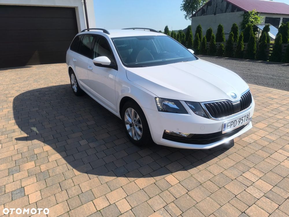 Skoda Octavia 2.0 TDI DSG Ambition - 2