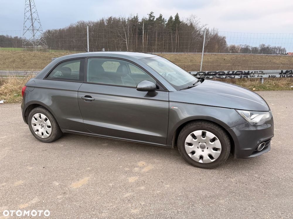 Audi A1 3-drzwiowe 1.6 TDI S line edition - 8