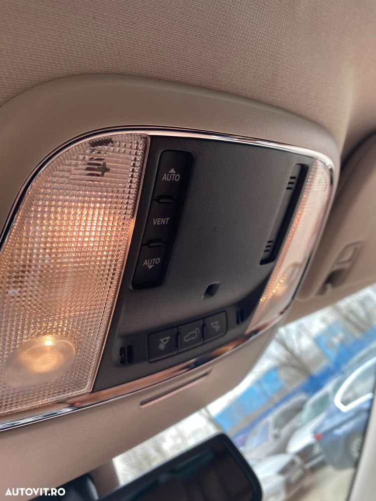 Jeep Grand Cherokee 3.0 TD AT Overland - 24