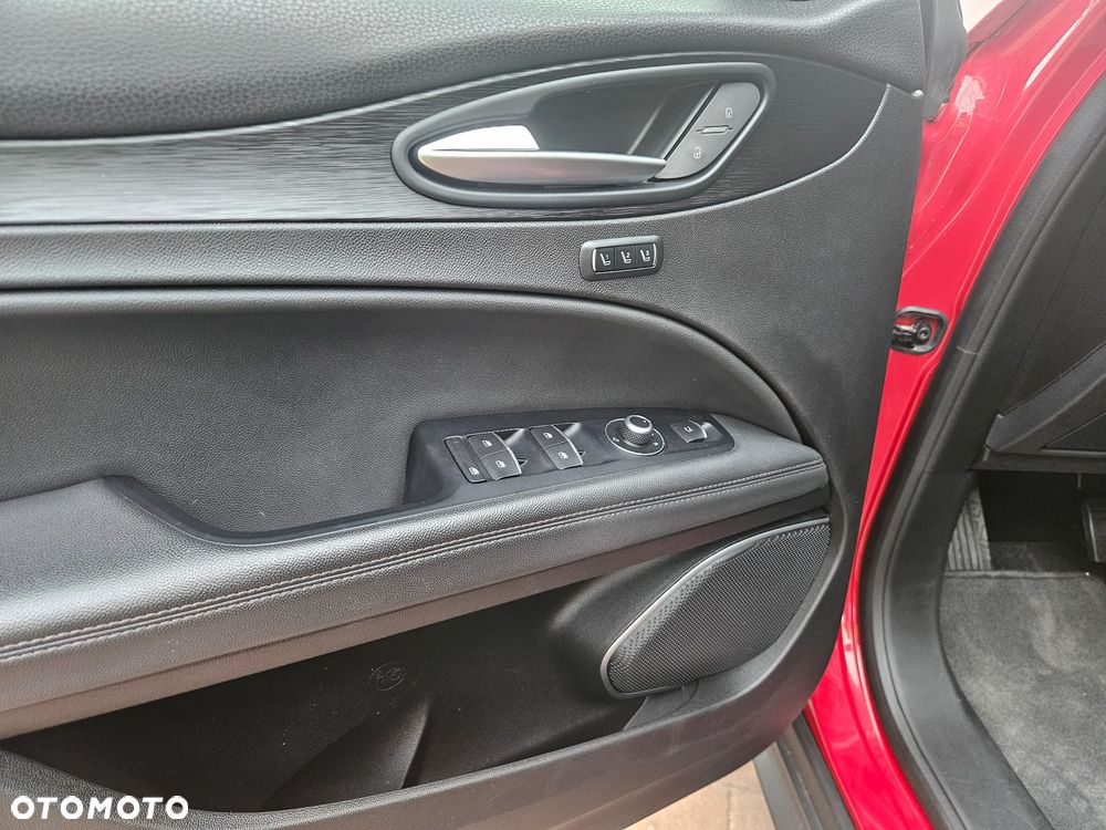 Alfa Romeo Stelvio 2.0 Turbo Super Q4 - 8