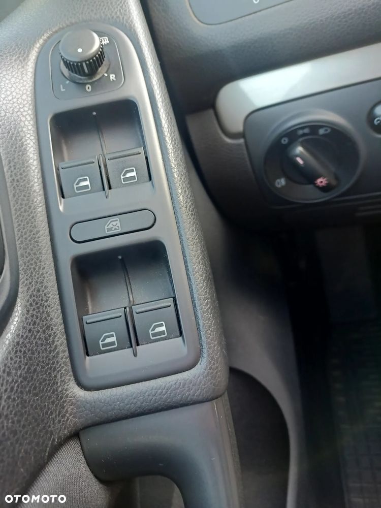 Volkswagen Golf 1.4 Comfortline - 16