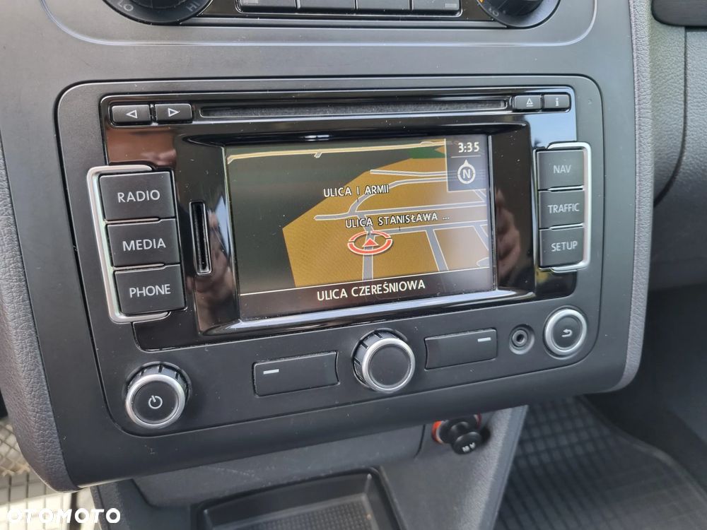 Volkswagen Touran 2.0 TDI DPF Cross - 15