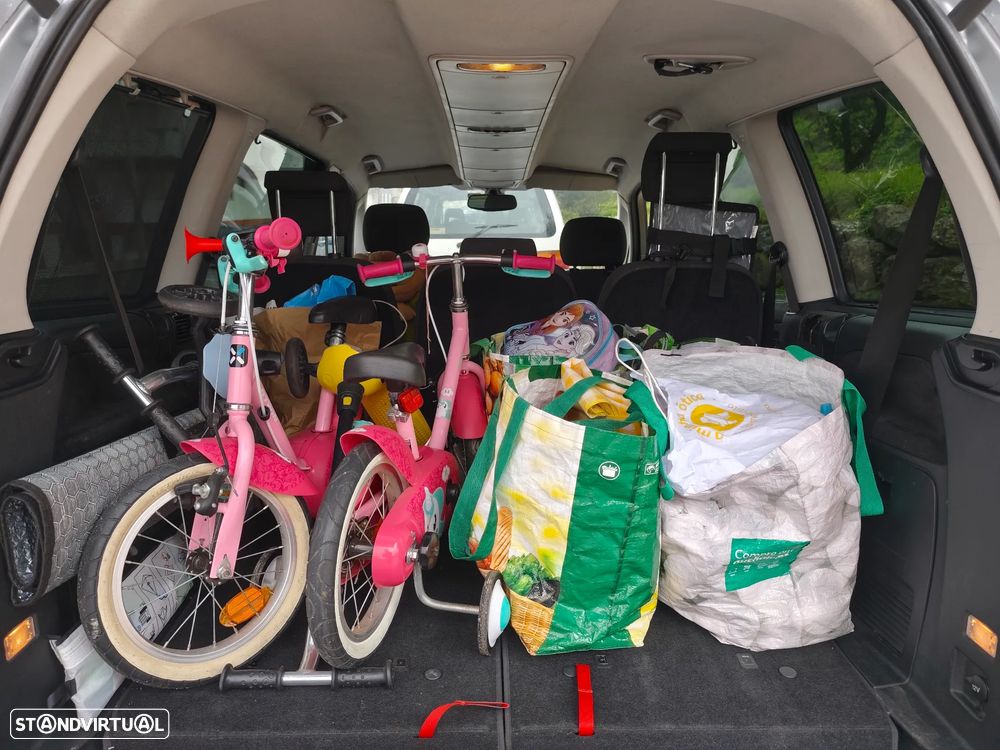 Ford Galaxy 2.0 TDCi Titanium - 12