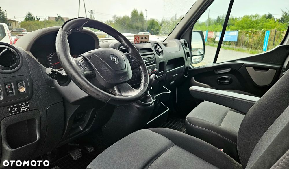 Renault Master TECH - 22