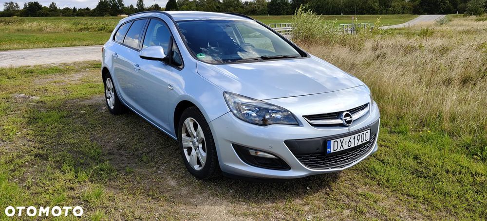 Opel Astra 1.7 CDTI Essentia - 1