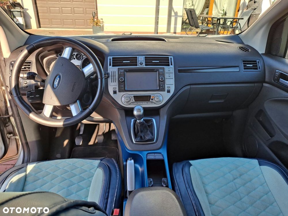 Ford Kuga - 3