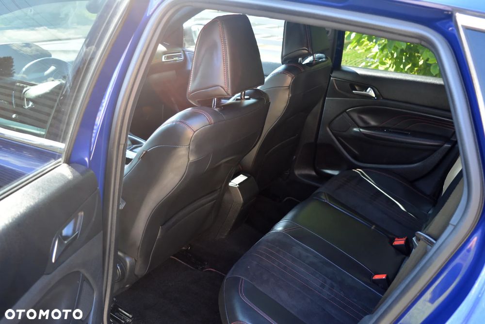 Peugeot 308 - 23