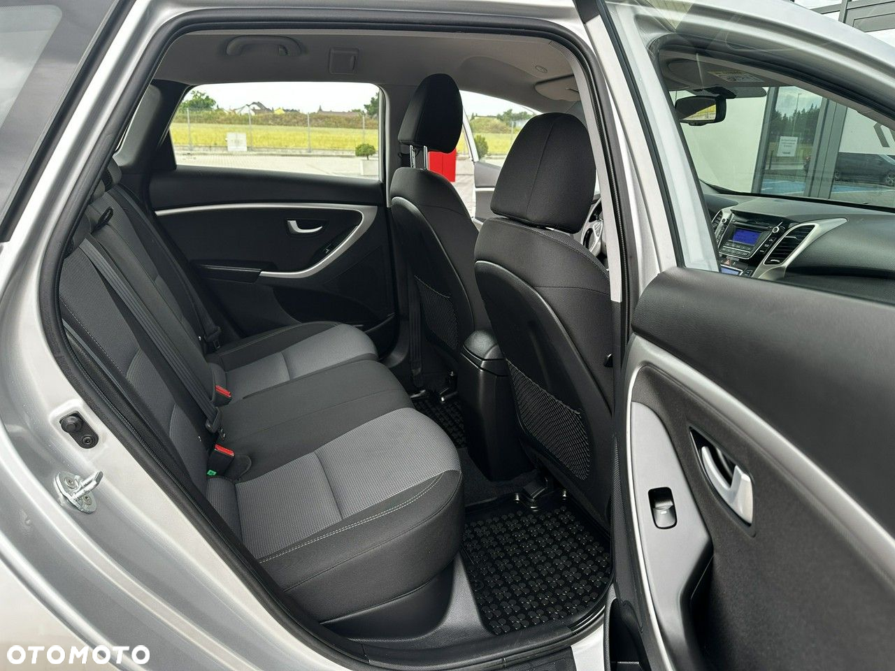 Hyundai i30 1.6 Classic + - 14