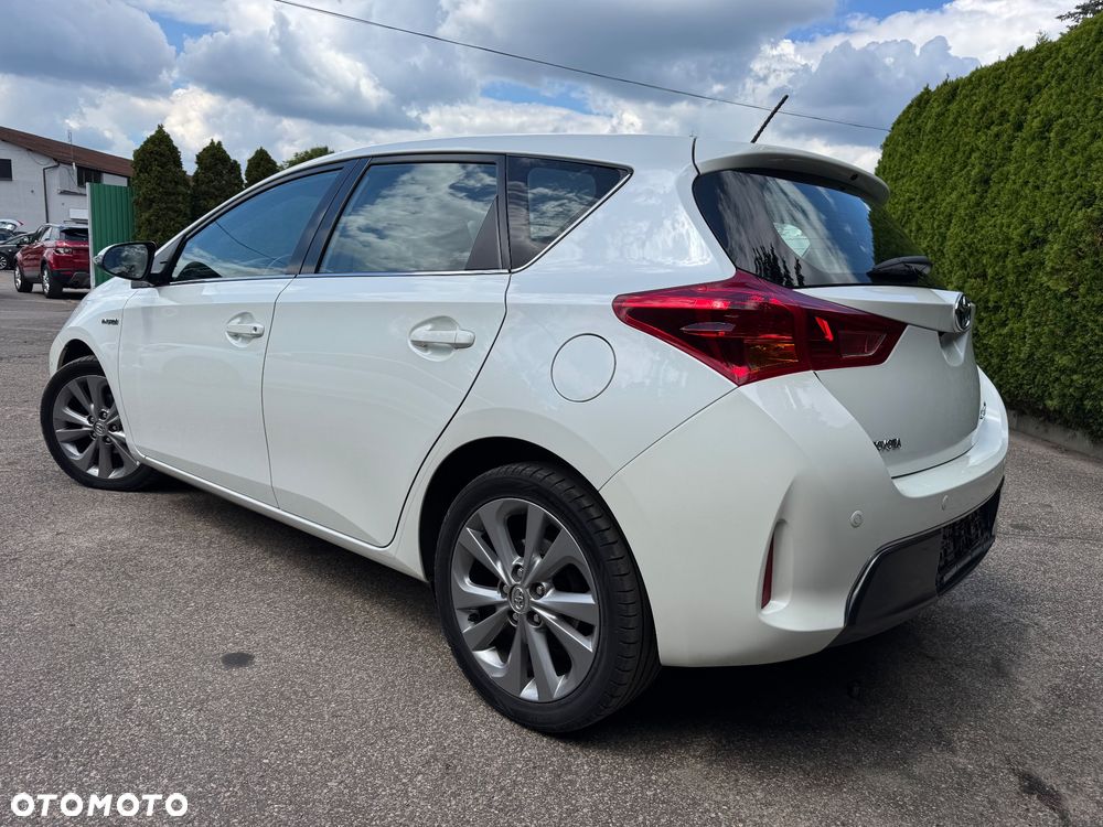 Toyota Auris - 4