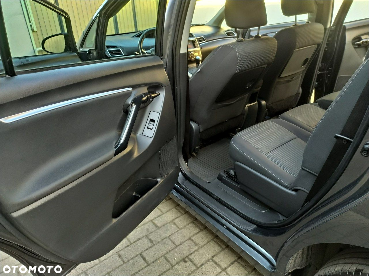 Toyota Verso 1.8 Premium 7os MS - 20
