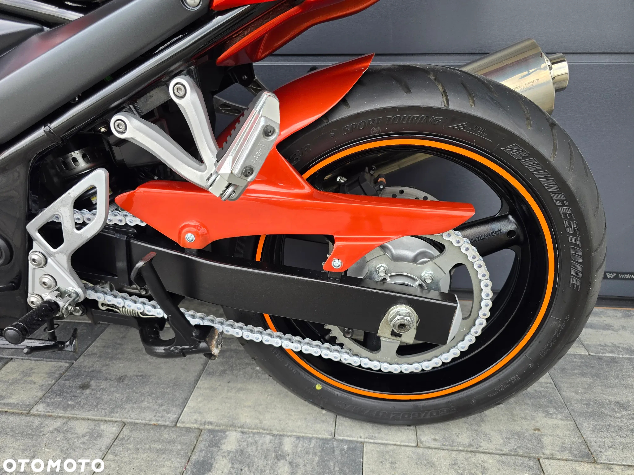 Suzuki GSX - 19