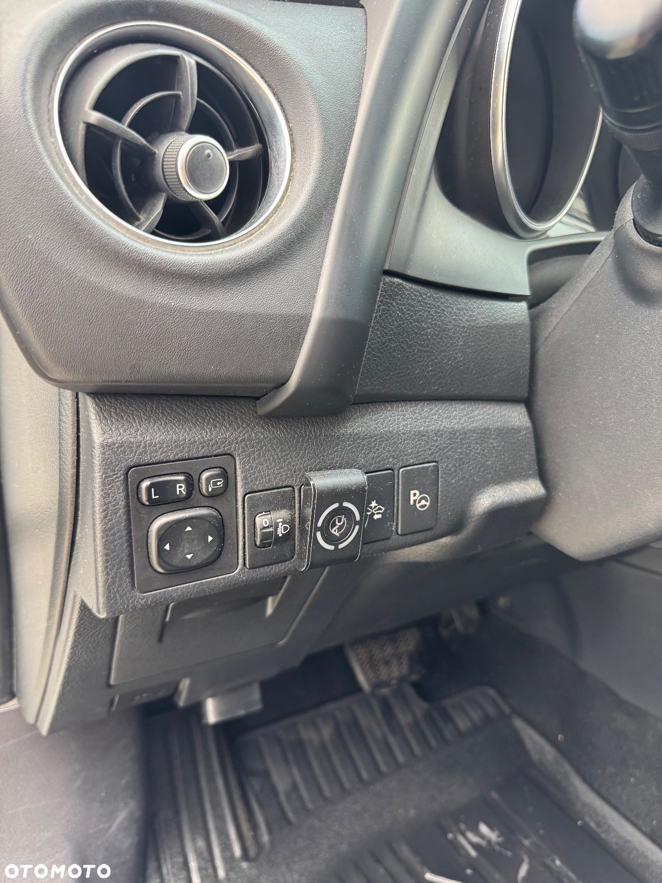 Toyota Auris Hybrid 135 Prestige - 11