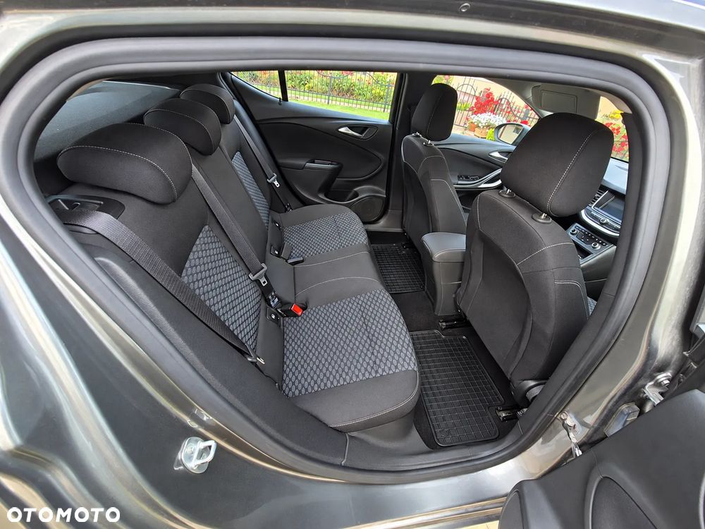 Opel Astra - 16